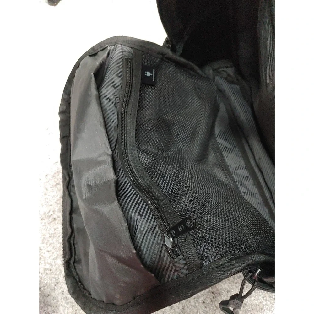 SwissGear 5698 Laptop Backpack Black Luggage Travel Tech Pockets Tactical 18x12
